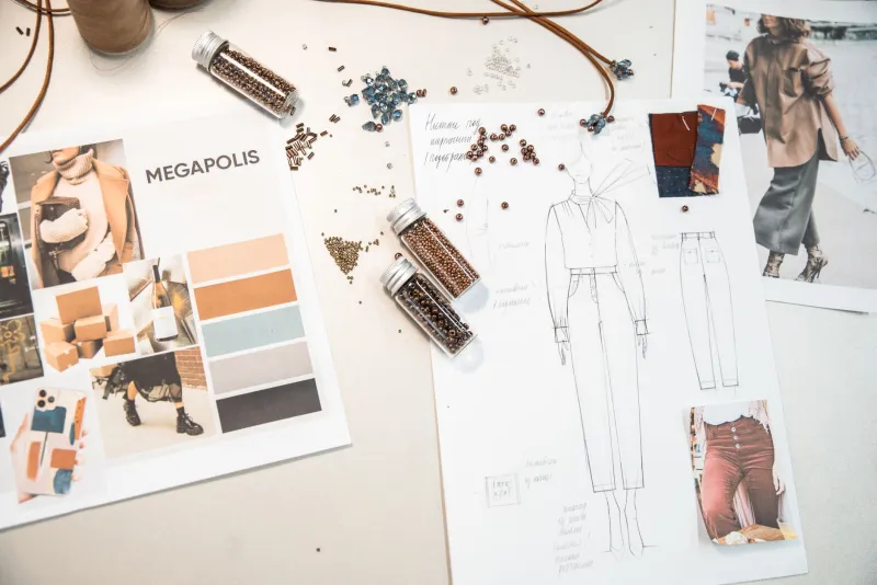 Feeling Fall, Seeing Fog: How Emotion Hijacks Your Seasonal Color Choices